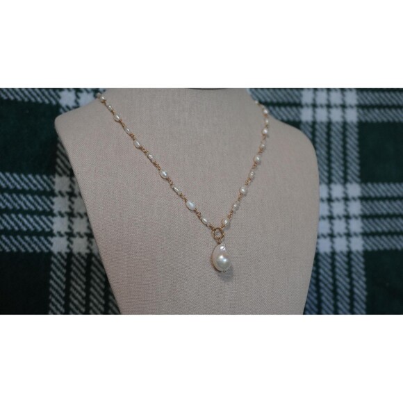 Freshwater Pearl Necklace, 14k Gold Filled Chain - Picture 1 of 5